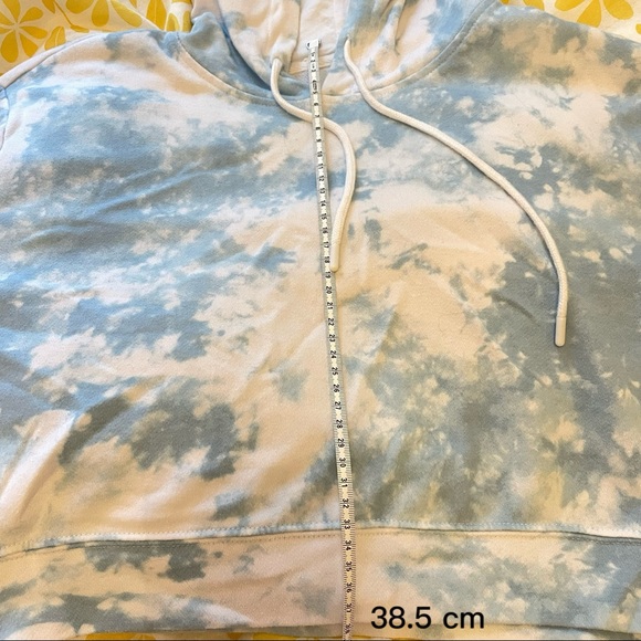 Blue&White Camouflage Patterns Crop Top Hoody. - Picture 10 of 11